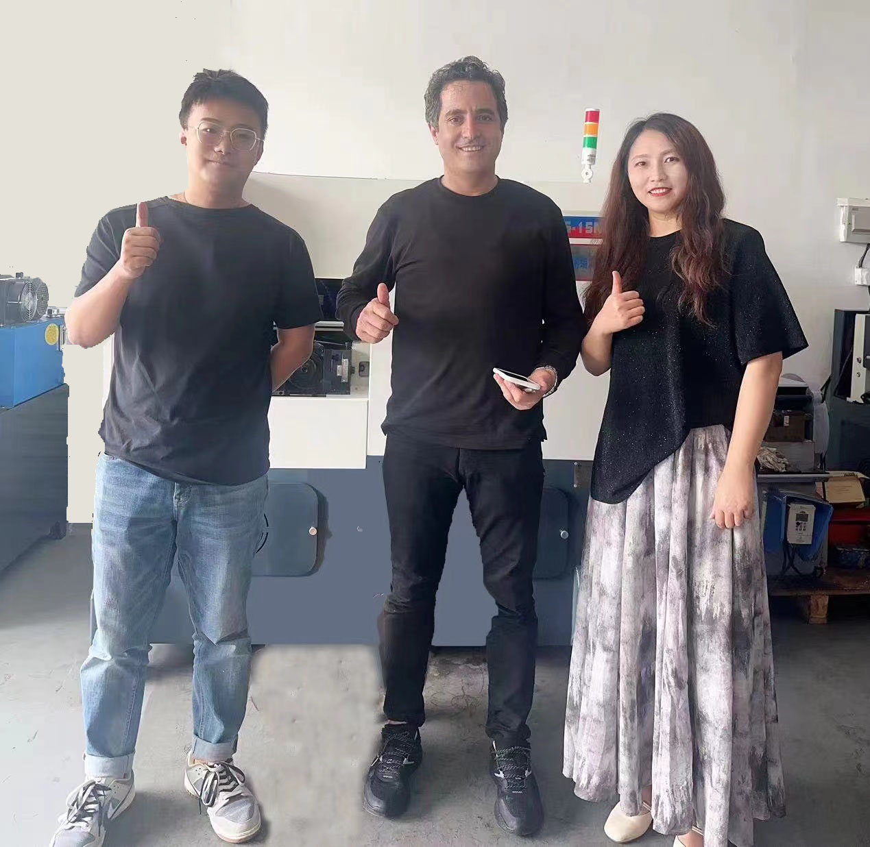 Welcom Iran Cliets To Visit Our Thread Rolling Machine Factory