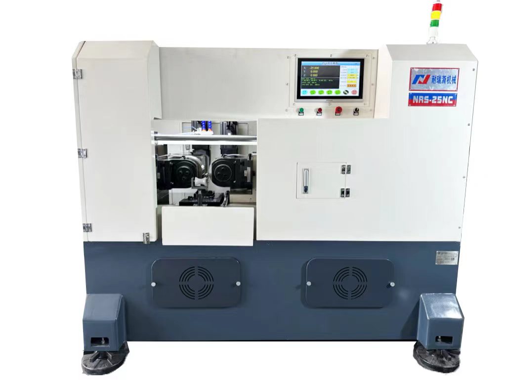 Cos'è un thread rotoling machine?